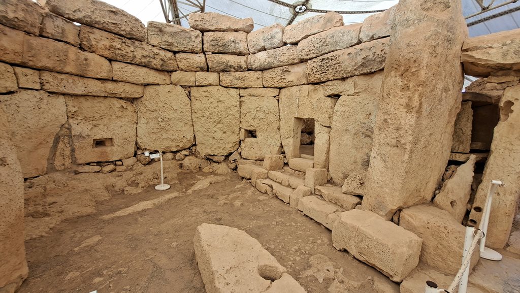 20250916 164221 (Copy)